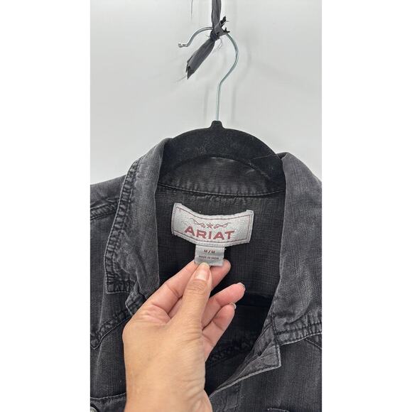 Ariat black gray lightweight shacket with Aztec native indigenous accent buttons - Picture 3 of 9